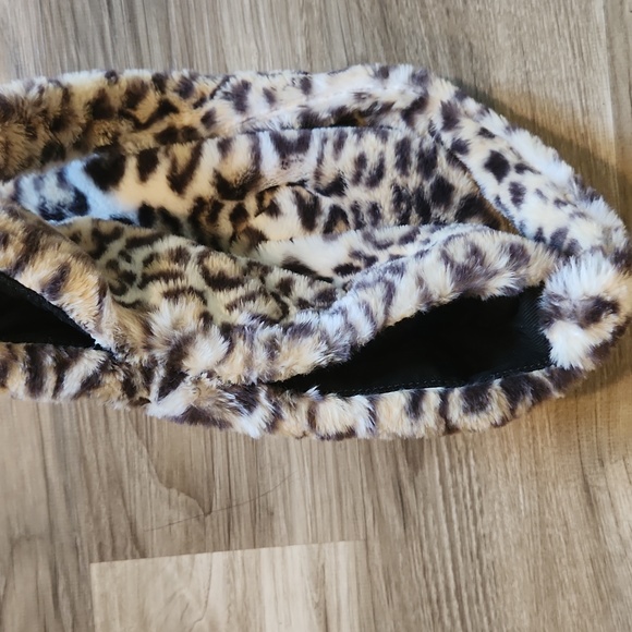 John Galt Animal Print Purse - Picture 3 of 4